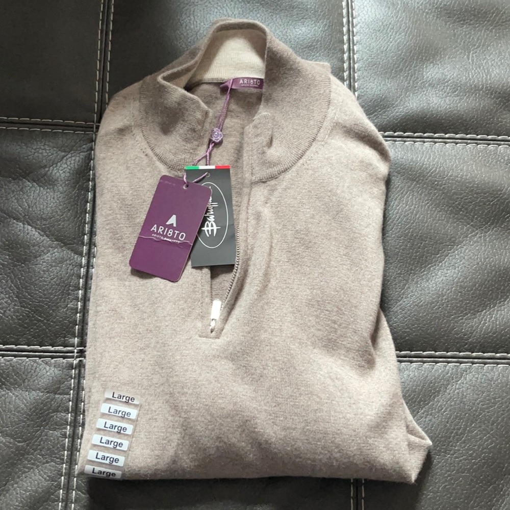 Men’s sweater